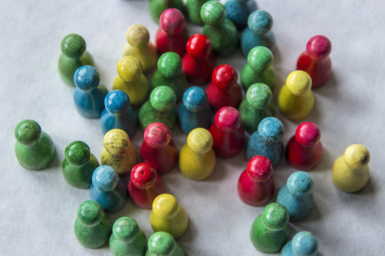 微信小号买卖：通过短信传递爱心，为社会贡献一份力